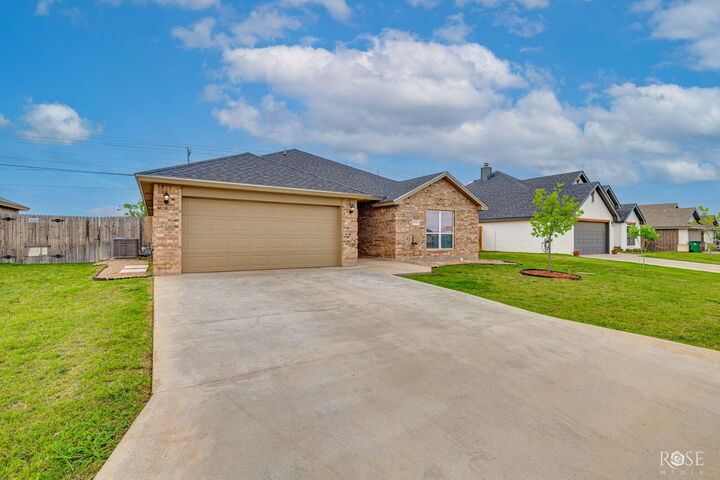Property Photo:  5333 Coral Way  TX 76904 