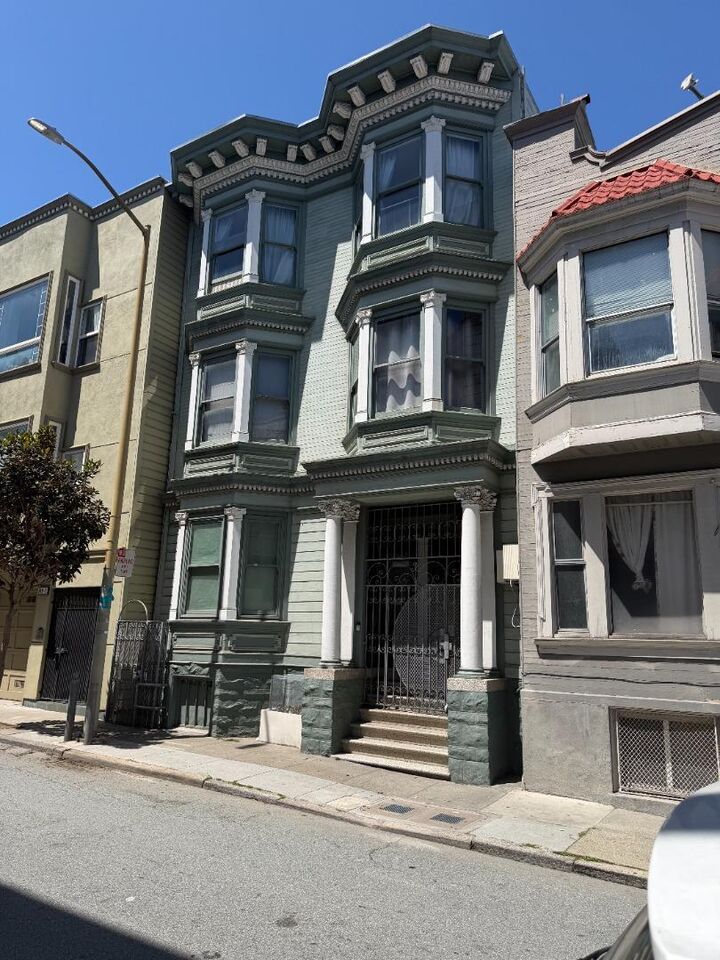 Property Photo:  738 Natoma Street  CA 94103 