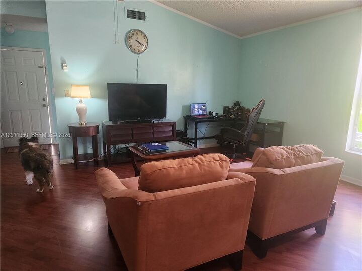 Property Photo:  4250 SW 72nd Ter  FL 33314 
