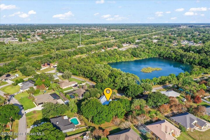 Property Photo:  986 Nixon Circle NE  FL 32907 
