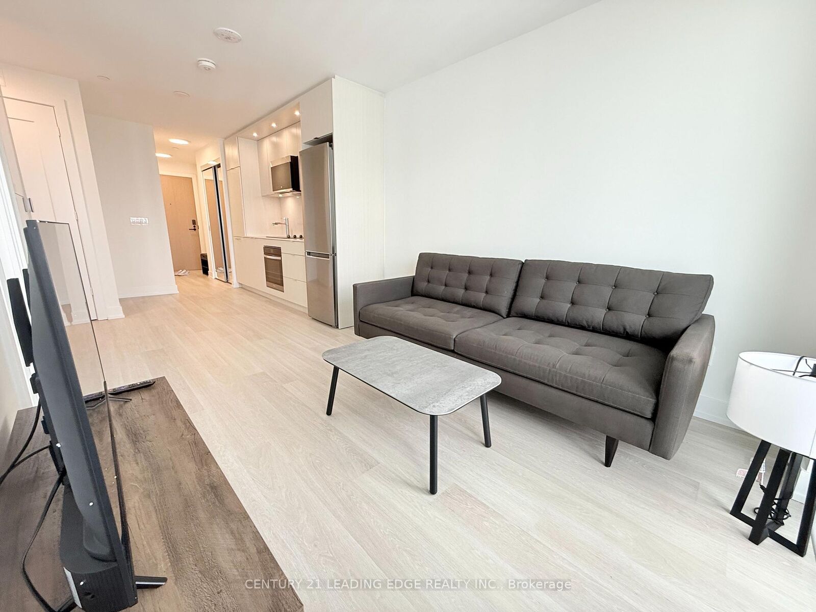 Property Photo:  60 Central Park Roadway Road 2011  ON M9A 0E6 
