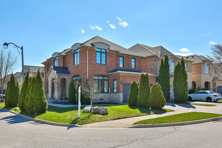 Property Photo:  2252 Dewsbury Drive  ON L6M 0A6 