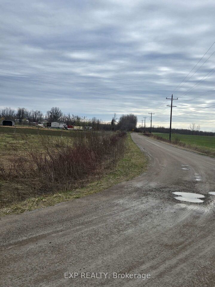 Property Photo:  5496 Fairvalley Road, Ramara Road  ON L3V 0P6 