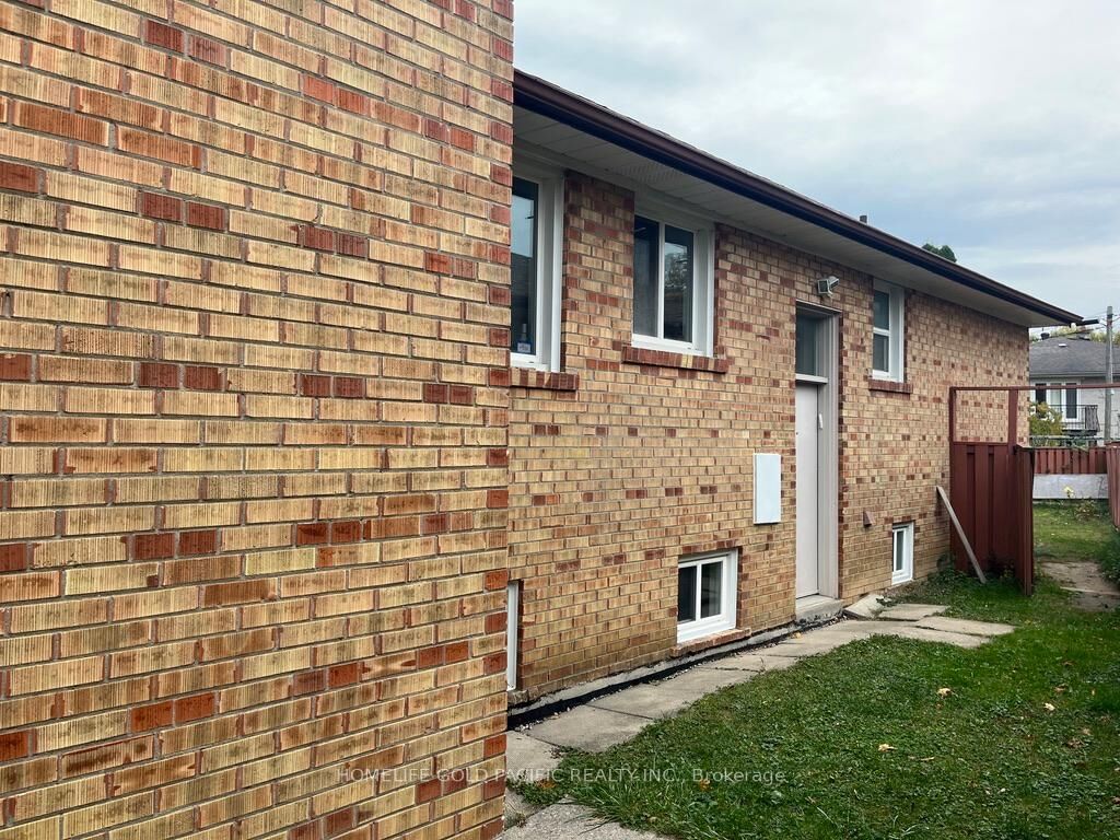 Property Photo:  244 Maxwell (Basement) Street  ON M3H 5B7 