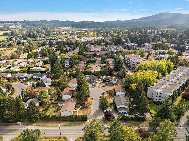 Property Photo:  7254 Enid Pl  BC V8M 1H3 