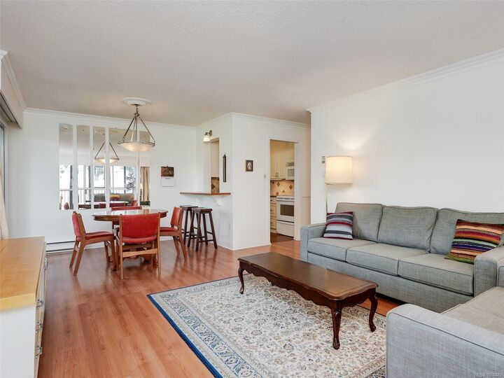 Property Photo: 1101 Hilda St #302 BC V8V 4T2