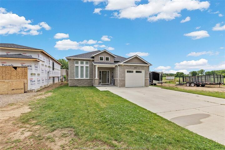 Property Photo: 1067 Maple ON N9Y 3T5