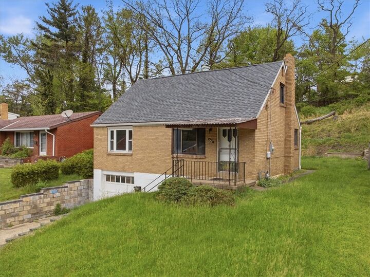 Property Photo:  148 Dorothy Dr  PA 15235 