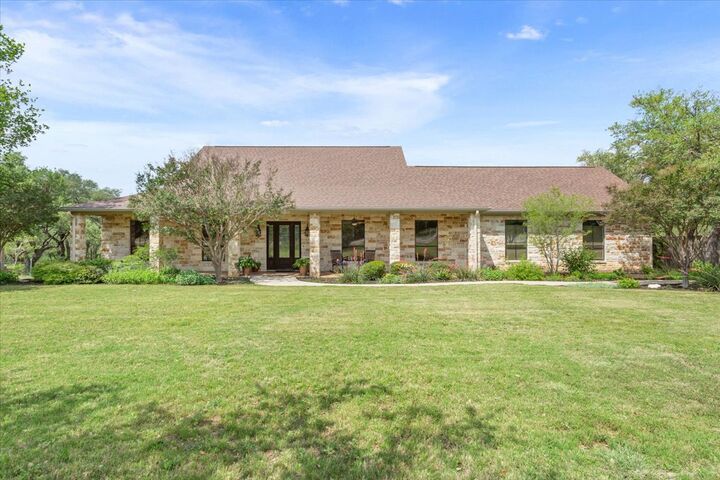Property Photo:  110 County Road 261  TX 78633 