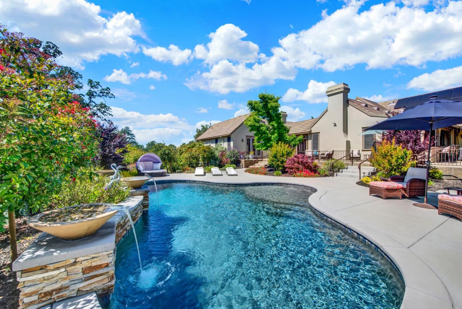 Property Photo:  1869 Camino Verdera  CA 95648 