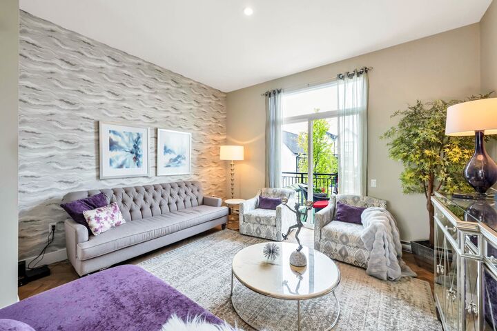 Property Photo: 17555 57A Avenue 3 BC V3S 7V2
