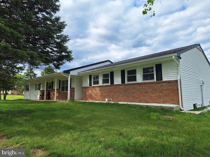 Property Photo:  711 Longs Gap Road  PA 17013 