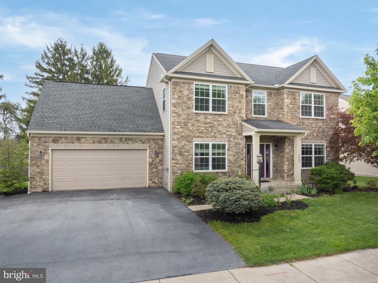Property Photo:  2427 Saratoga Drive  PA 16801 