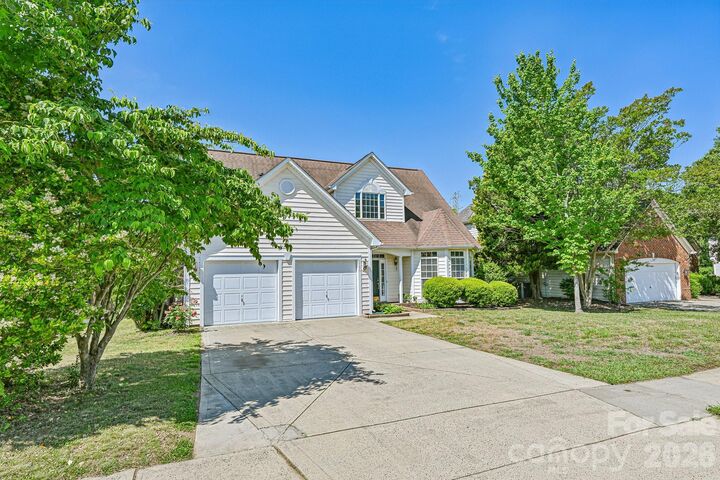 Property Photo:  5755 Cambridge Bay Drive  NC 28269 