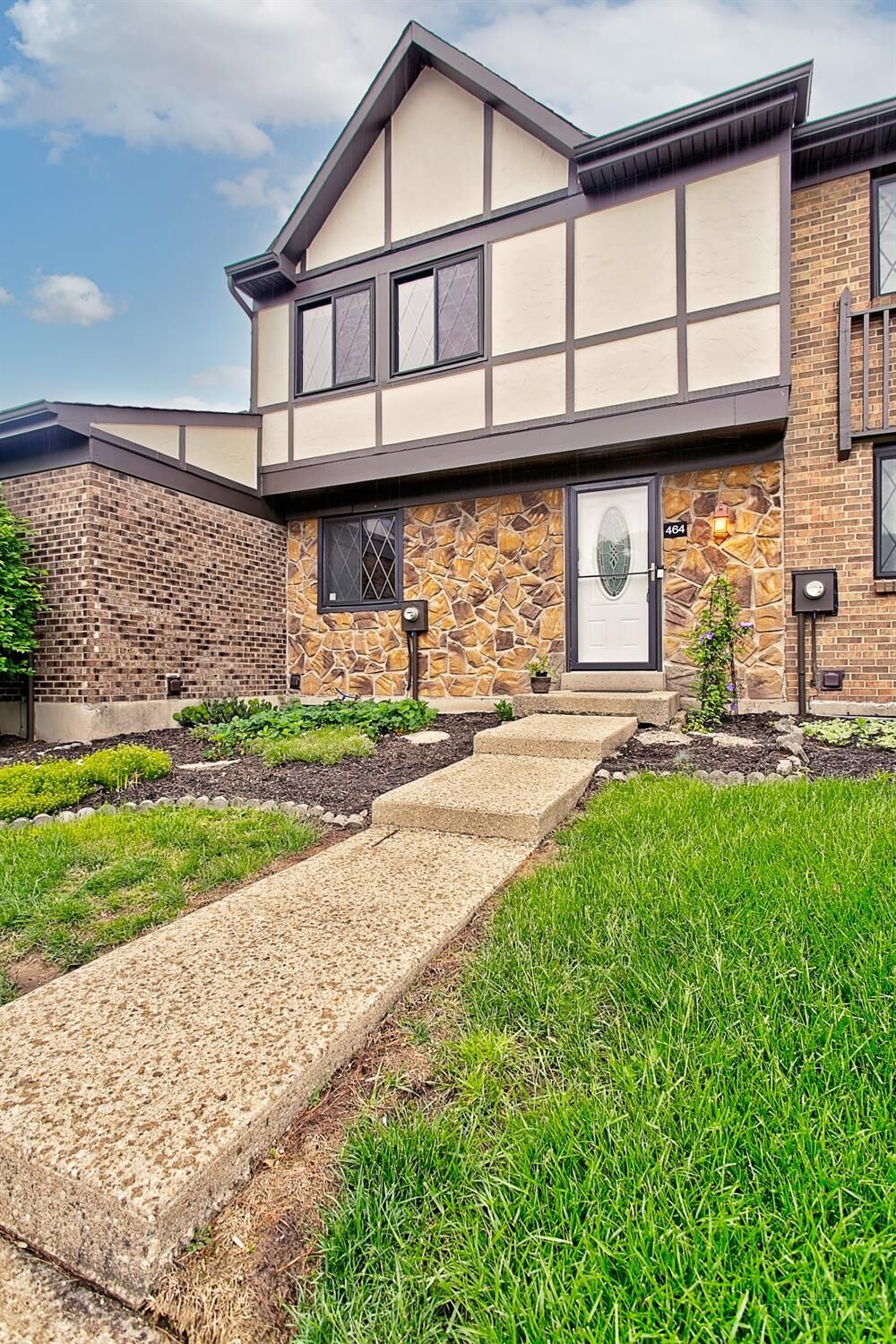 Property Photo:  464 Vancover Court  OH 45244 