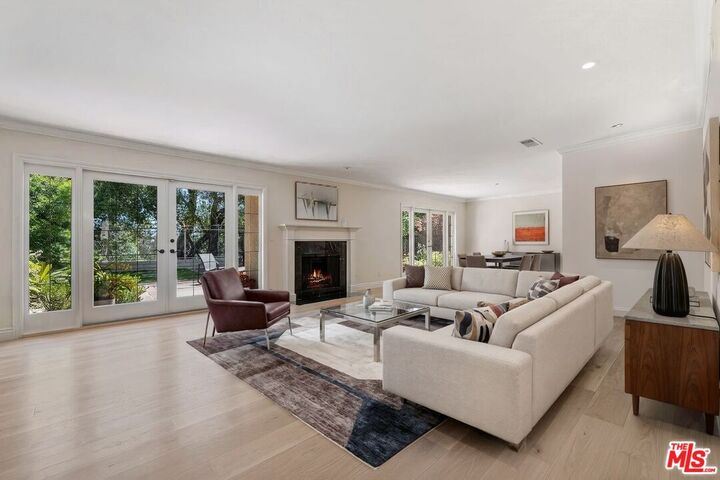 Property Photo:  2792 Bottlebrush Dr  CA 90077 