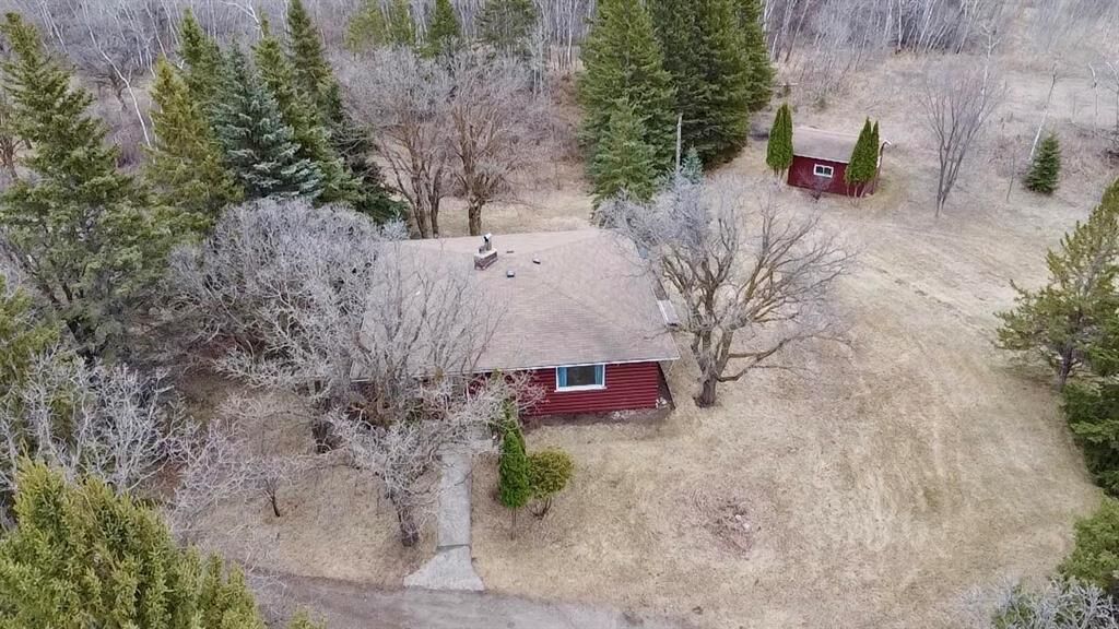 Property Photo:  89012 1 Highway  MB R0K 0H0 