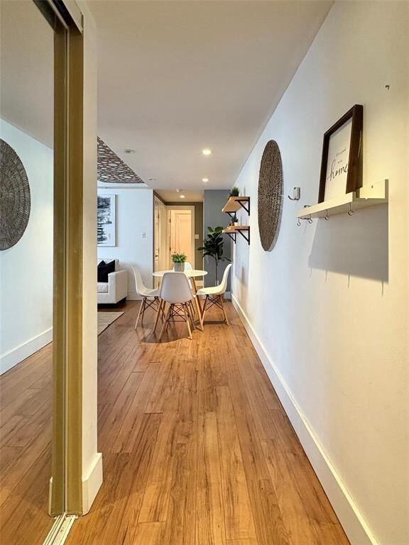 Property Photo: 375 Stradbrook Avenue MB R3L 0J7