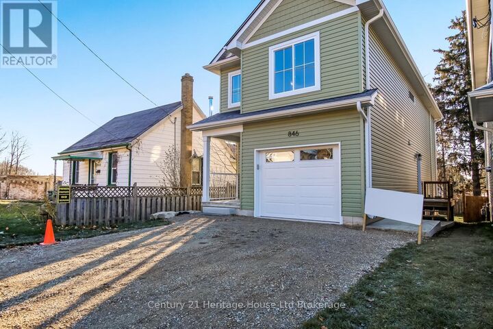 Property Photo:  846 Water Street  ON N4S 1S7 