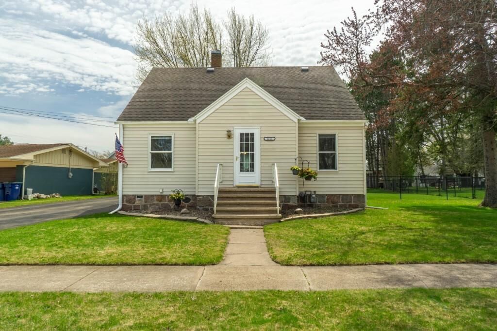 Property Photo:  1211 3rd Avenue  WI 54409 