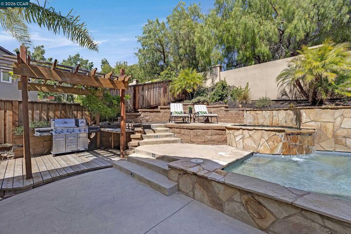 Property Photo:  1224 Bridlewood Ct  CA 94517 