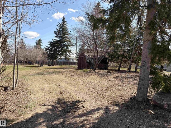 Property Photo:  5007 51 Street  AB T0A 1H0 