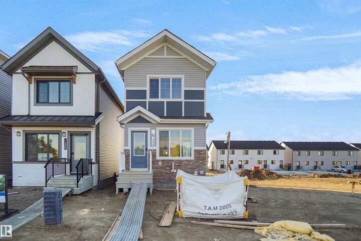 1324 9 Street NW — photo 1