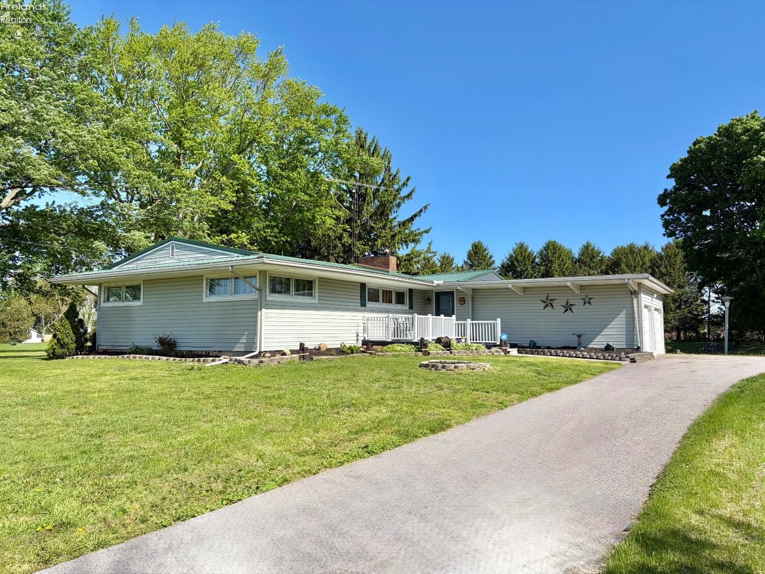 Property Photo:  5762 County Road 191  OH 44811 