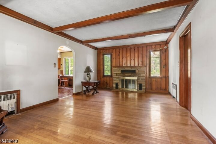 Property Photo: 52 Waughaw Rd NJ 07082