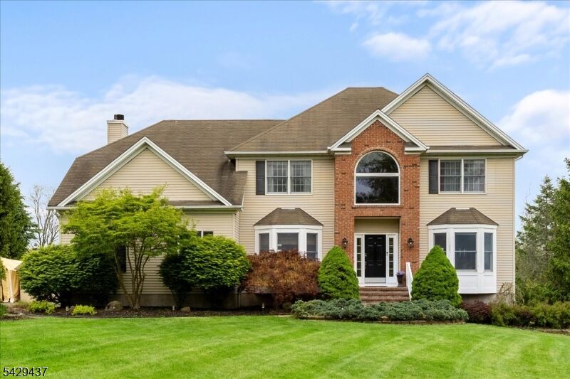 Property Photo: 5 Prall Ct NJ 08551
