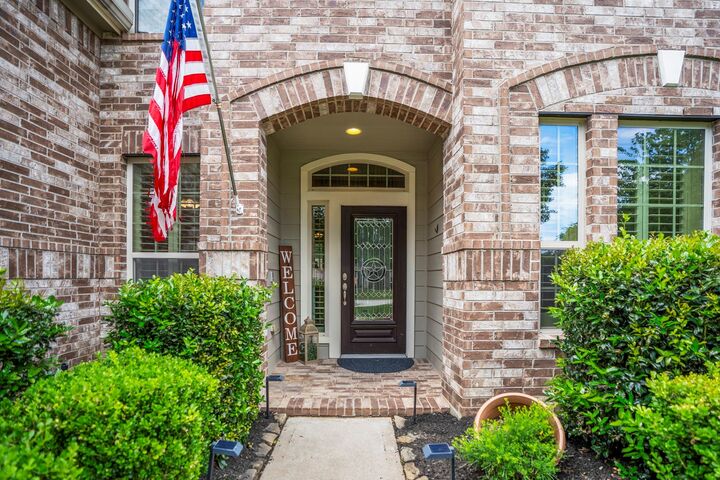 Property Photo: 6434 St Bernadette Drive TX 77379