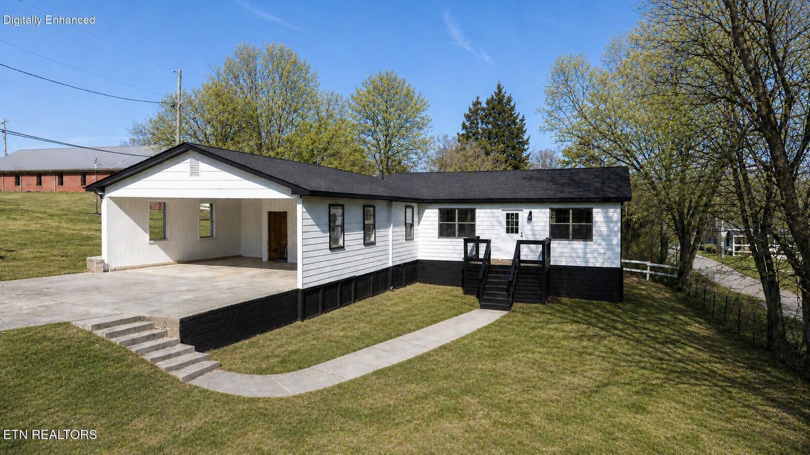 Property Photo:  711 Walter St  TN 37303 