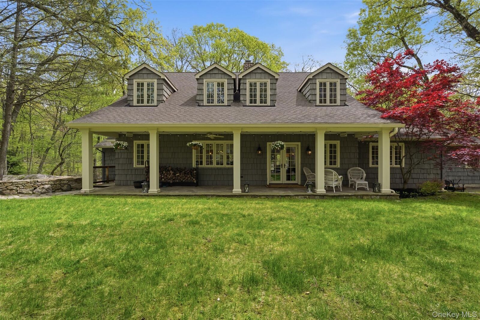 Property Photo:  29 Kinnicutt Road E  NY 10576 