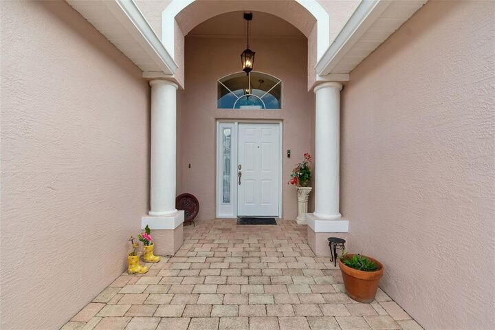 Property Photo:  1223 Timber Trace Drive  FL 33543 