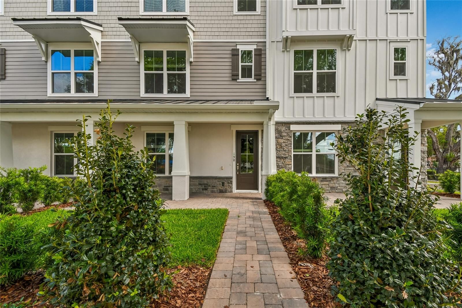 Property Photo: 198 Pasquala 2 FL 32765