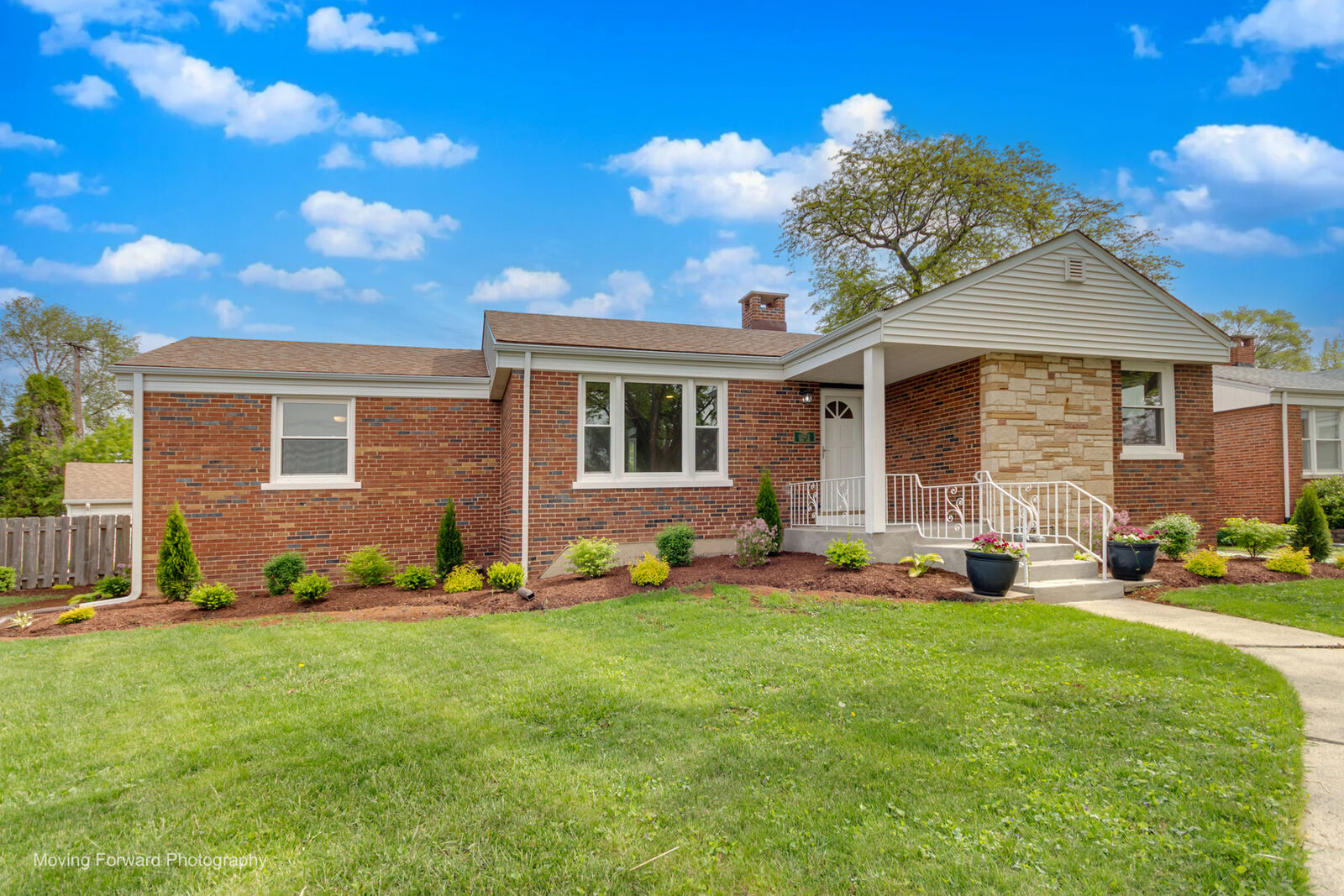 Property Photo:  10072 Drury Lane  IL 60154 