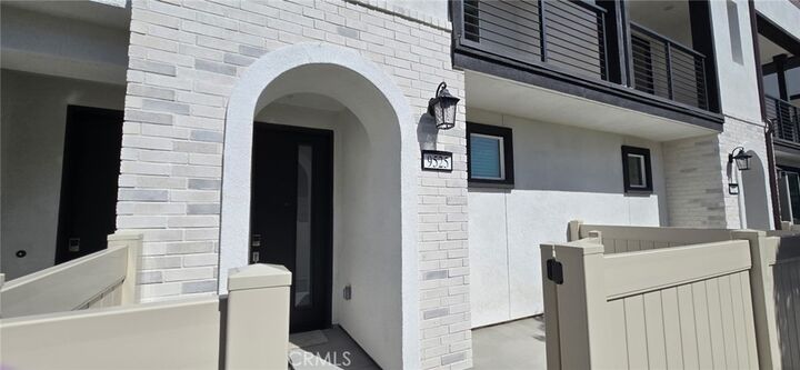 Property Photo:  9525 Hannah Way  CA 92503 