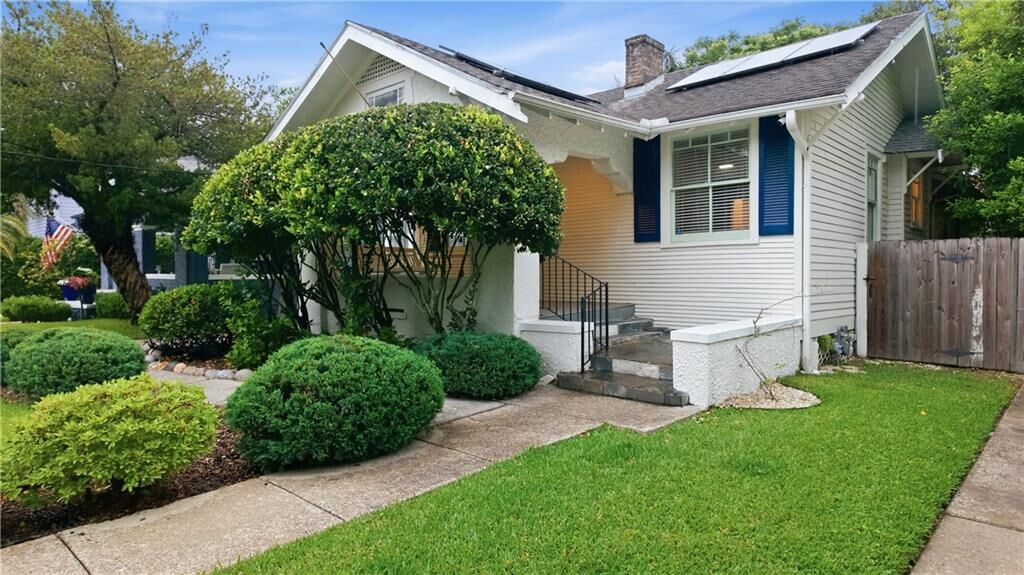 Property Photo: 2519 Octavia Street LA 70115
