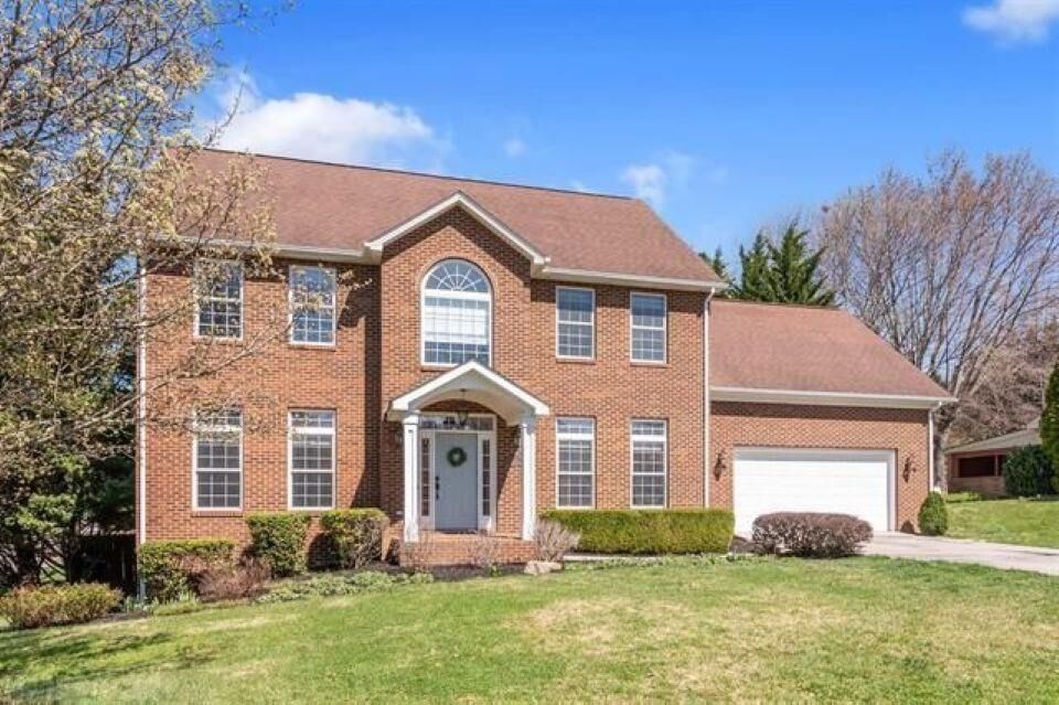 Property Photo:  401 Hearthstone Drive  VA 24060 