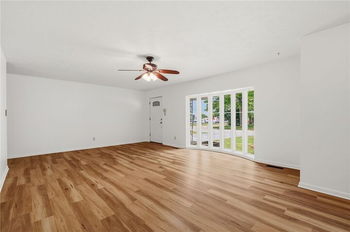 Property Photo: 420 W Eliff Street AR 72761
