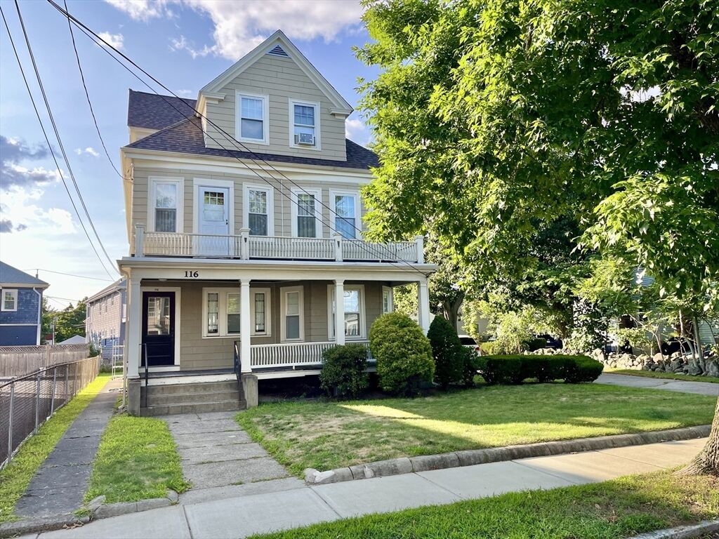Property Photo:  116 Medford St 1  MA 02474 