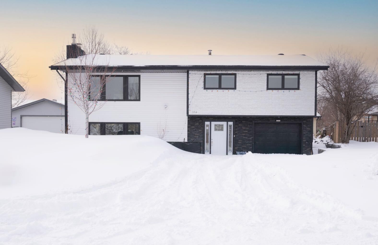 Property Photo:  113 Dundas Road  AB T9K 1B8 