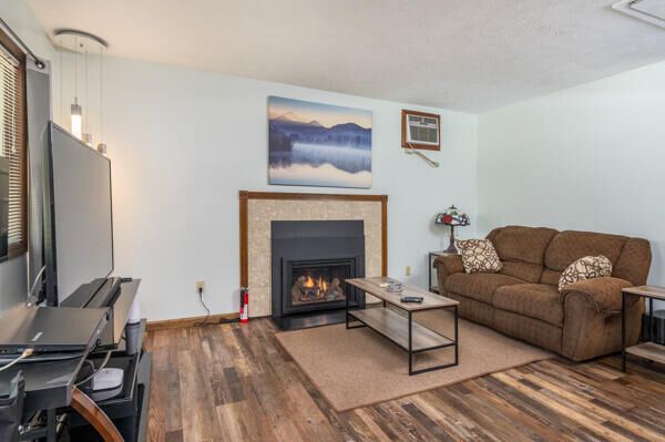 Property Photo:  8417 Porcupine Drive  PA 18466 