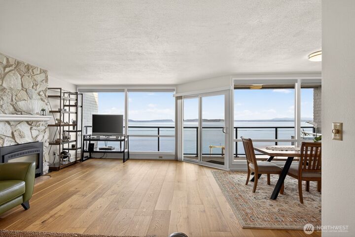 Property Photo:  610  Front Street 405  WA 98275 