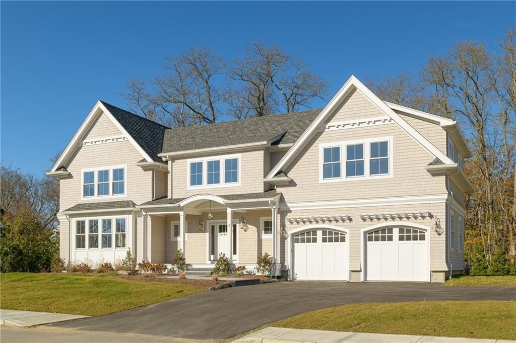 Property Photo:  3 Knowlton Court  RI 02809 