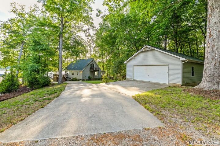 Property Photo:  229 Plantation Drive  NC 27850 