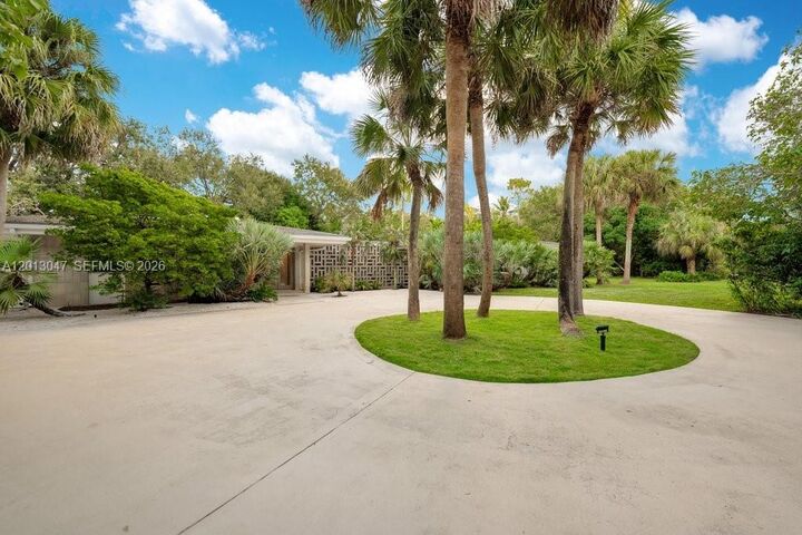 Property Photo:  5305 SW 62nd Ave  FL 33155 