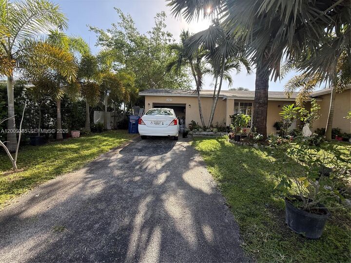 Property Photo:  25835 SW 131st Ct  FL 33032 