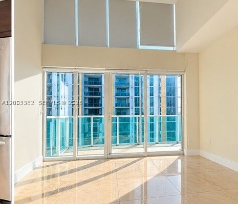 Property Photo:  41 SE 5th St 1108  FL 33131 