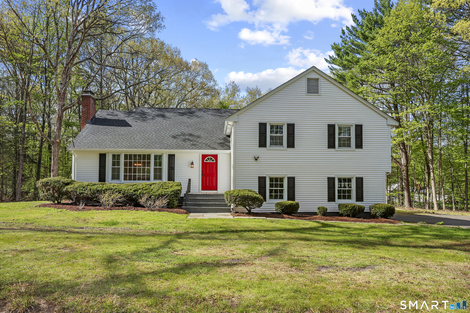 Property Photo:  6 Stockade Road  CT 06092 